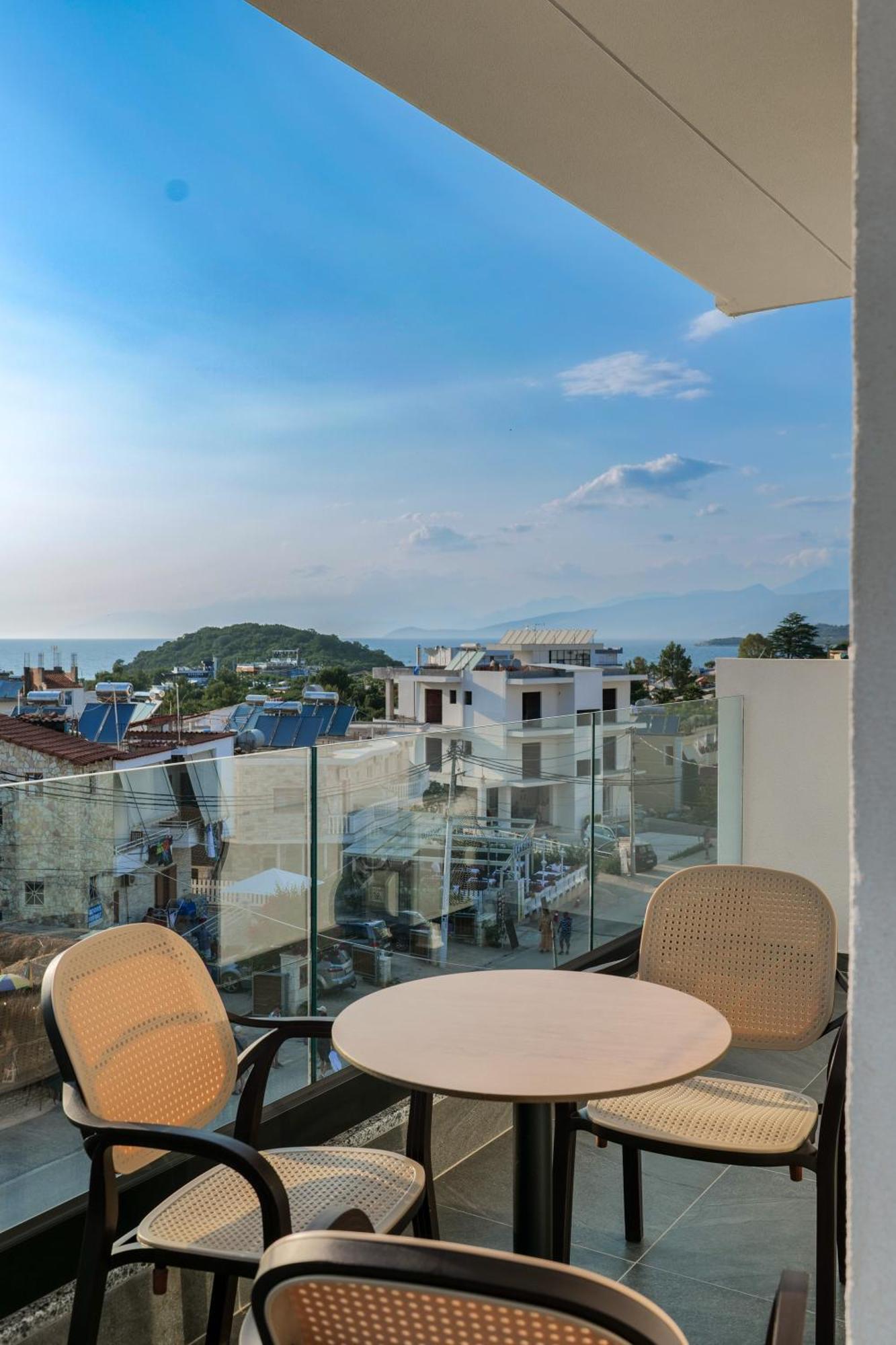 Koko Hotel Ksamil Ngoại thất bức ảnh