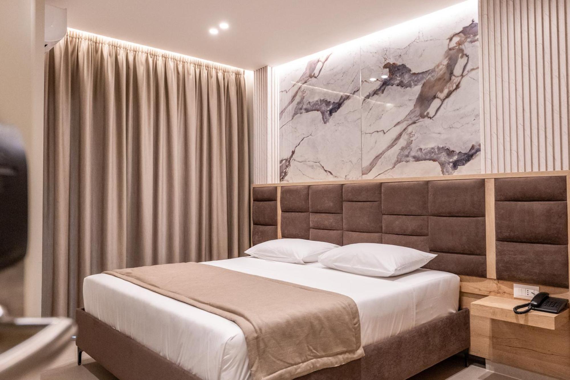 Koko Hotel Ksamil Ngoại thất bức ảnh
