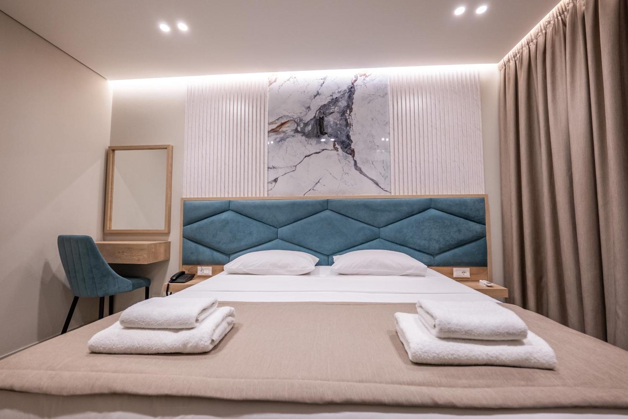 Koko Hotel Ksamil Ngoại thất bức ảnh